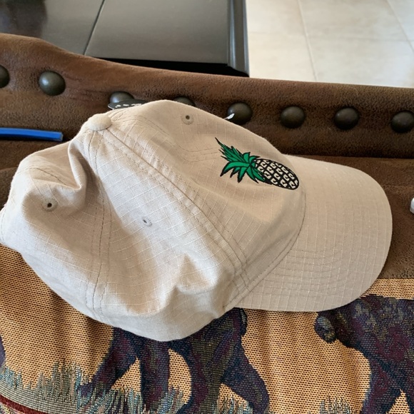 808 Clothing Company Maui Hawaii Island Hat Cap Pineapple Logo NWT - Picture 4 of 4